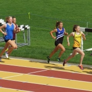 Rebecca Baker standout performances at the NISS Athletics; 4th & 5th placings in the 800m (2.18) & 1500m (4.45) Intermediate girl’s finals, breaking both school records, 17-19 April 2017.